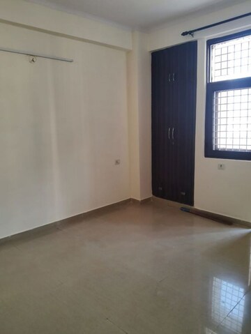 2 BHK Apartment For Sale in Raj Nagar Extension