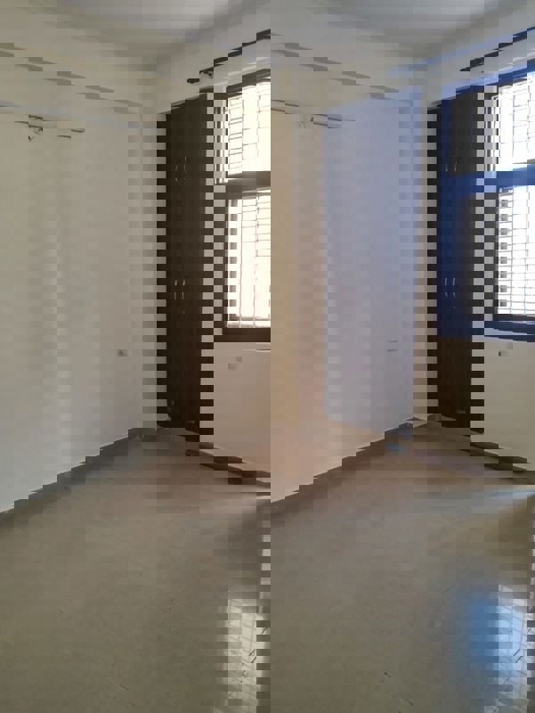 2 BHK Apartment For Sale in Raj Nagar Extension