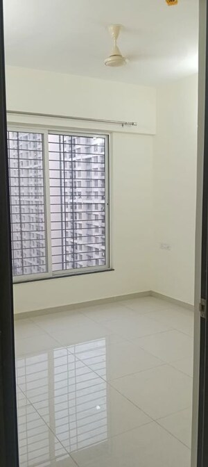 Room in 2 BHK Apartment at Kolte Patil Life Republic R 10, Hinjewadi – for Rent