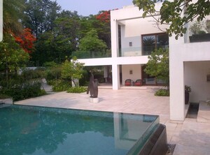 5 BHK Independent House For Sale in Chattarpur