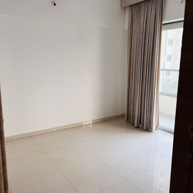 Room, sukhwani-skylines 3 Bedroom 1000 Sq.Ft. Apartment In Bhagwan Nagar Pune 9847957