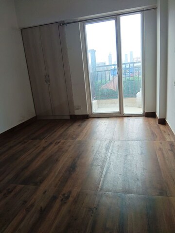 Room in 2 BHK Apartment at Ace Divino, Sector 1 Greater Noida – for Rent