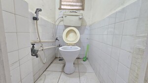 Bathroom in 1 BHK Apartment at Haridwar Apartments, Evershine Nagar – for Rent