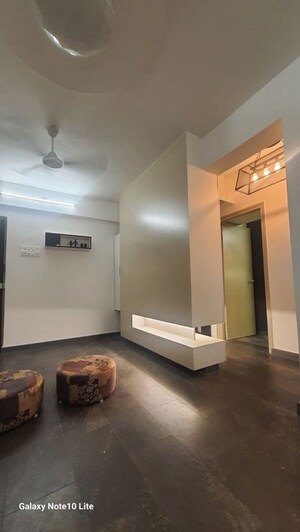 Room in 1 BHK Apartment at Shiv Shakti Apartments Malad, Malad West – for Sale