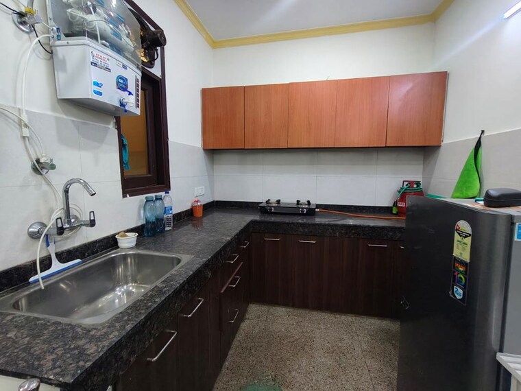 Kitchen, saket 2 Bedroom 900 Sq.Ft. Builder Floor In Saket Delhi 9848015