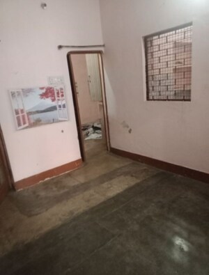 Room in 2 BHK Villa at Aliganj – for Rent