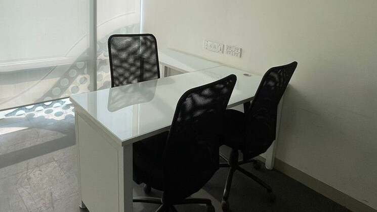 Team Area, nariman point Commercial Office Space 670 Sq.Ft. In Nariman Point Mumbai 9848007