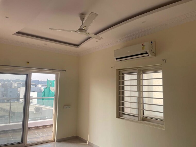 Room, jubilee-hitech 3 Bedroom 2100 Sq.Ft. Apartment In Madhapur Hyderabad 9848063