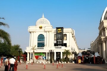  Showroom – Exterior View View at Sector 79 - for Sale