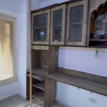 Room in 2 BHK Apartment at Niho Jasmine Scottish Garden, Ashiana Greens – for Rent