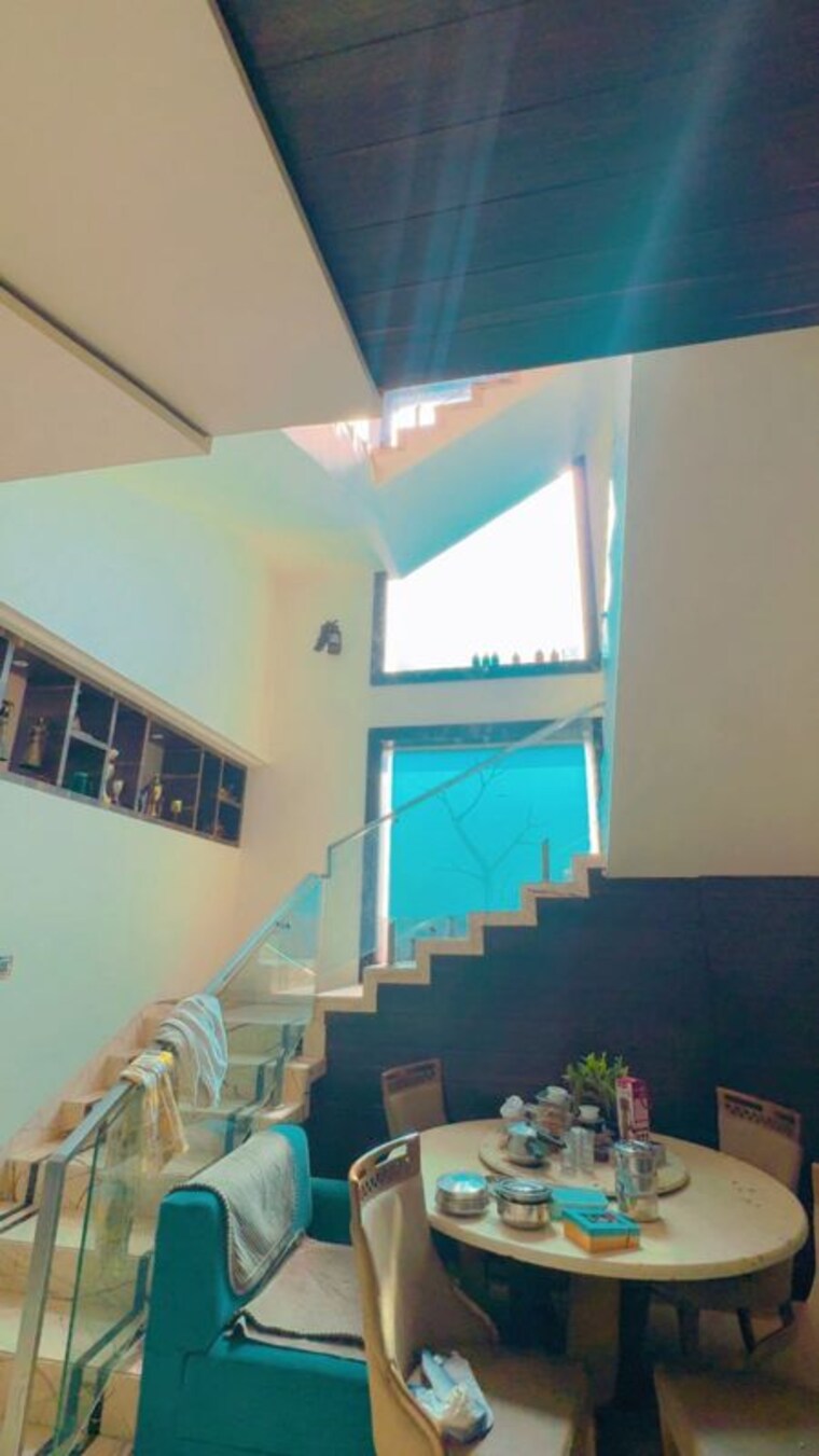 Living Room, lakshmi-nivas-sri-nagar-colony 5 Bedroom 4500 Sq.Ft. Independent House In Sri Nagar Colony Hyderabad 9848113