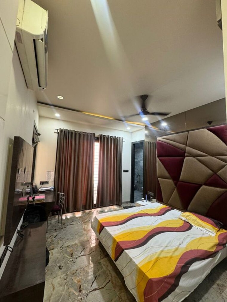 Bedroom, lakshmi-nivas-sri-nagar-colony 5 Bedroom 4500 Sq.Ft. Independent House In Sri Nagar Colony Hyderabad 9848113