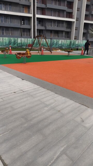 Swimming Pool in 3 BHK Apartment at Godrej Woods, Sector 43 – for Rent