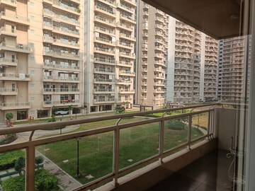 Balcony in 2.5 BHK Apartment at Elite Golf Green, Sector 79 – for Rent