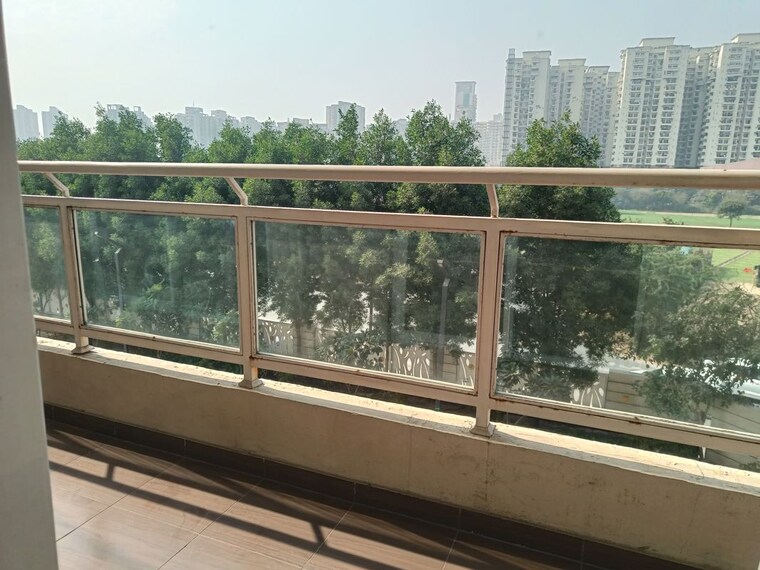 Balcony, elite-golf-green 2.5 Bedroom 1385 Sq.Ft. Apartment In Sector 79 Noida 9848143