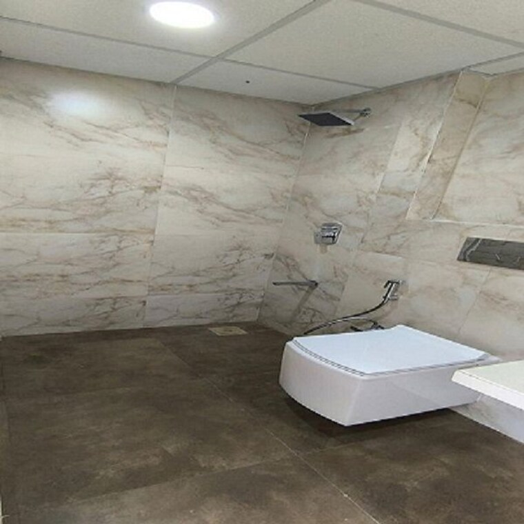 Bathroom, kanakia-silicon-valley 2 Bedroom 614 Sq.Ft. Apartment In Powai Mumbai 9848133