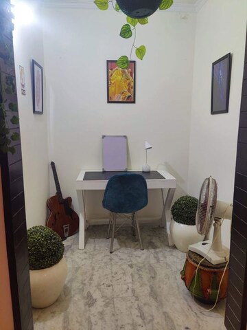 Master Bedroom in 3 BHK Builder Floor at Malviya Nagar – for Rent