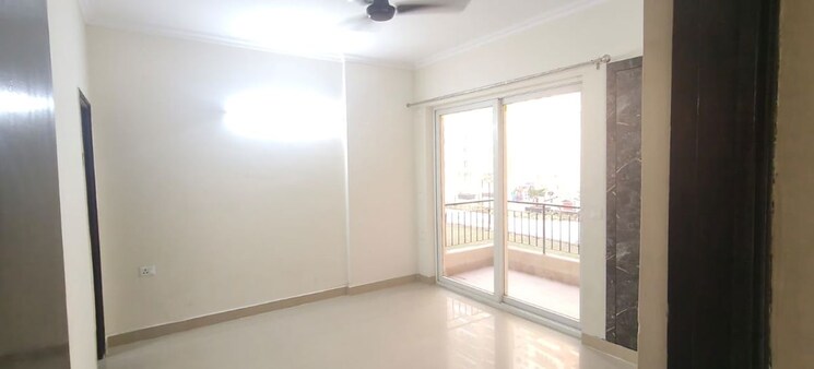 Room, amrapali-crystal-homes 3 Bedroom 1700 Sq.Ft. Apartment In Sector 76 Noida 9848198