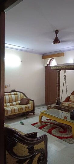 1 BHK + Study Room Independent House For Rent in Sector 16