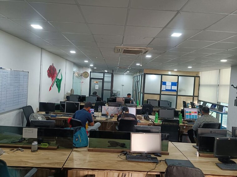 Living Room, satra-plaza Commercial Office Space 2230 Sq.Ft. In Vashi Sector 19d Navi Mumbai 9848216