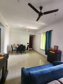 2 BHK Apartment For Rent in Kohinoor Tinsel Town