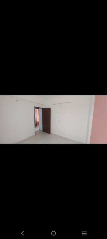Room in 3 BHK Apartment at Ashray Platina, New Ranip – for Rent