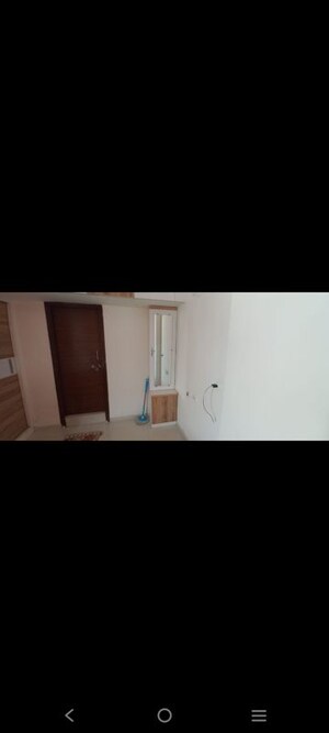 Room in 3 BHK Apartment at Ashray Platina, New Ranip – for Rent