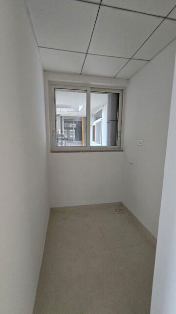 Room in 3 BHK Apartment at Runwal Forests, Kanjurmarg West – for Rent