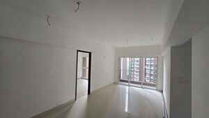 Room in 3 BHK Apartment at Runwal Forests, Kanjurmarg West – for Rent