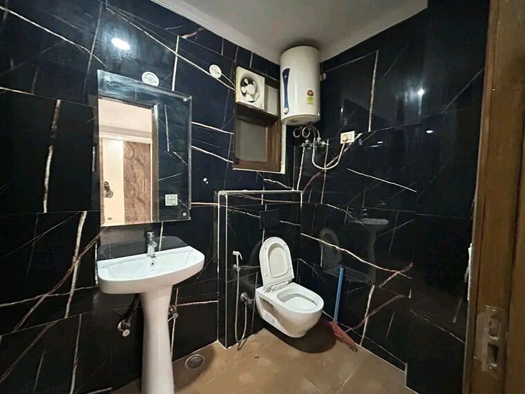 Master Bedroom, chattarpur 3 Bedroom 1430 Sq.Ft. Builder Floor In Chattarpur Delhi 9848299