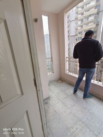 Master Bedroom in 2 BHK Apartment at Supertech Cape Town, Sector 74 – for Sale