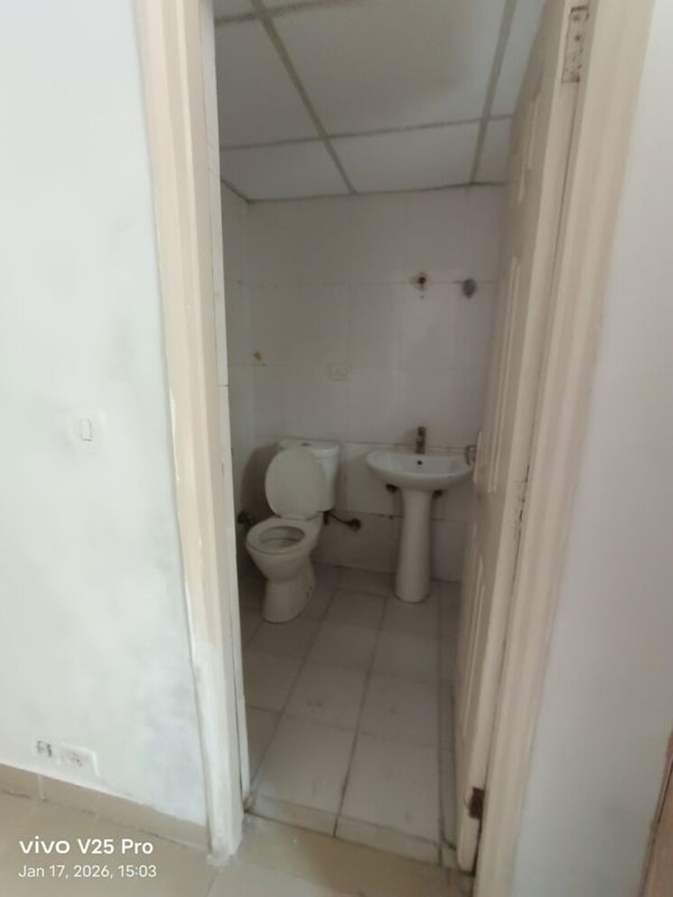 Bathroom, supertech-cape-town 2 Bedroom 930 Sq.Ft. Apartment In Sector 74 Noida 9848306