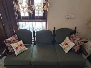 Living Room in 2 BHK Villa at Sector 55 – for Rent