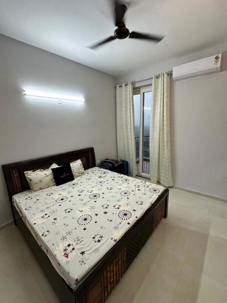 Bedroom, smart-world-gems 2.5 Bedroom 1196 Sq.Ft. Builder Floor In Sector 89 Gurgaon 9848317