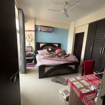 2.5 BHK Apartment For Rent in Amrapali Zodiac, Sector 120