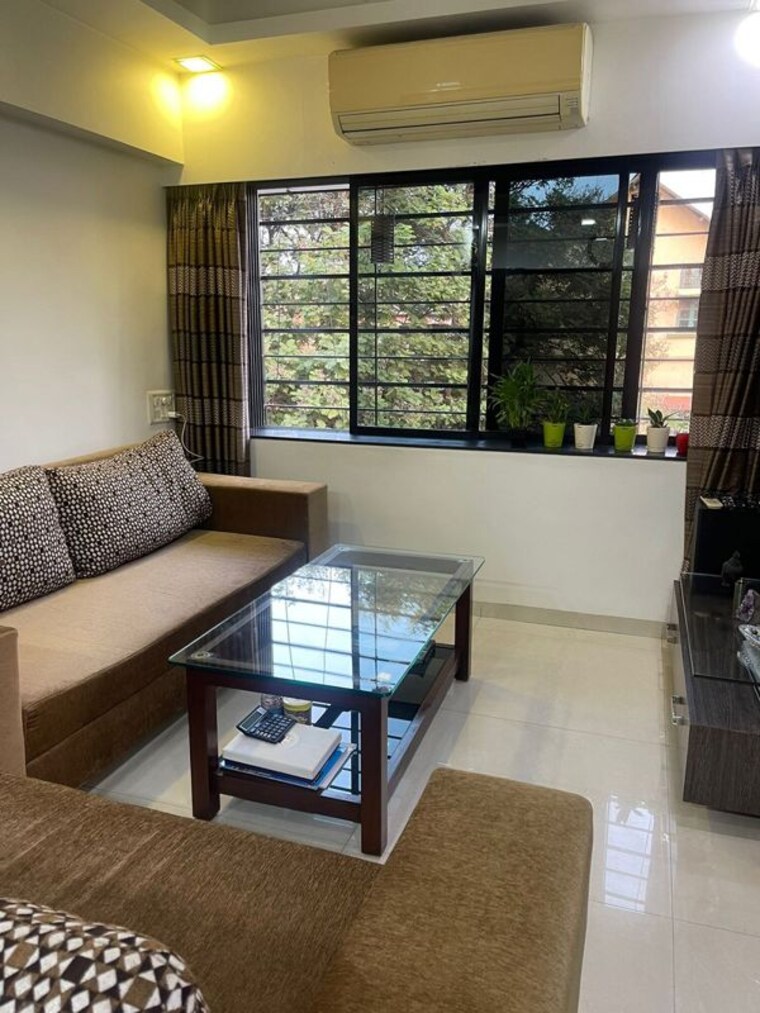 Living Room, bandra west 2 Bedroom 700 Sq.Ft. Apartment In Bandra West Mumbai 9848321