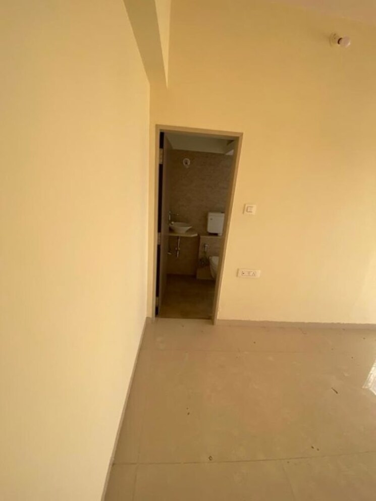 Master Bedroom, earth-terrace 2 Bedroom 659 Sq.Ft. Apartment In Goregaon West Mumbai 9848351