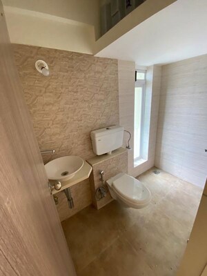  2 BHK Apartment at Earth Terrace, Goregaon West – for Rent