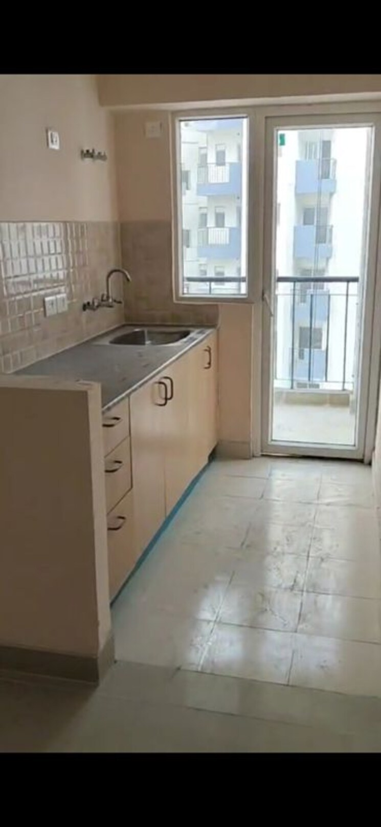 Kitchen, amrapali-dream-valley 1 Bedroom 585 Sq.Ft. Apartment In Tech Zone 4 Greater Noida Greater Noida 9848354