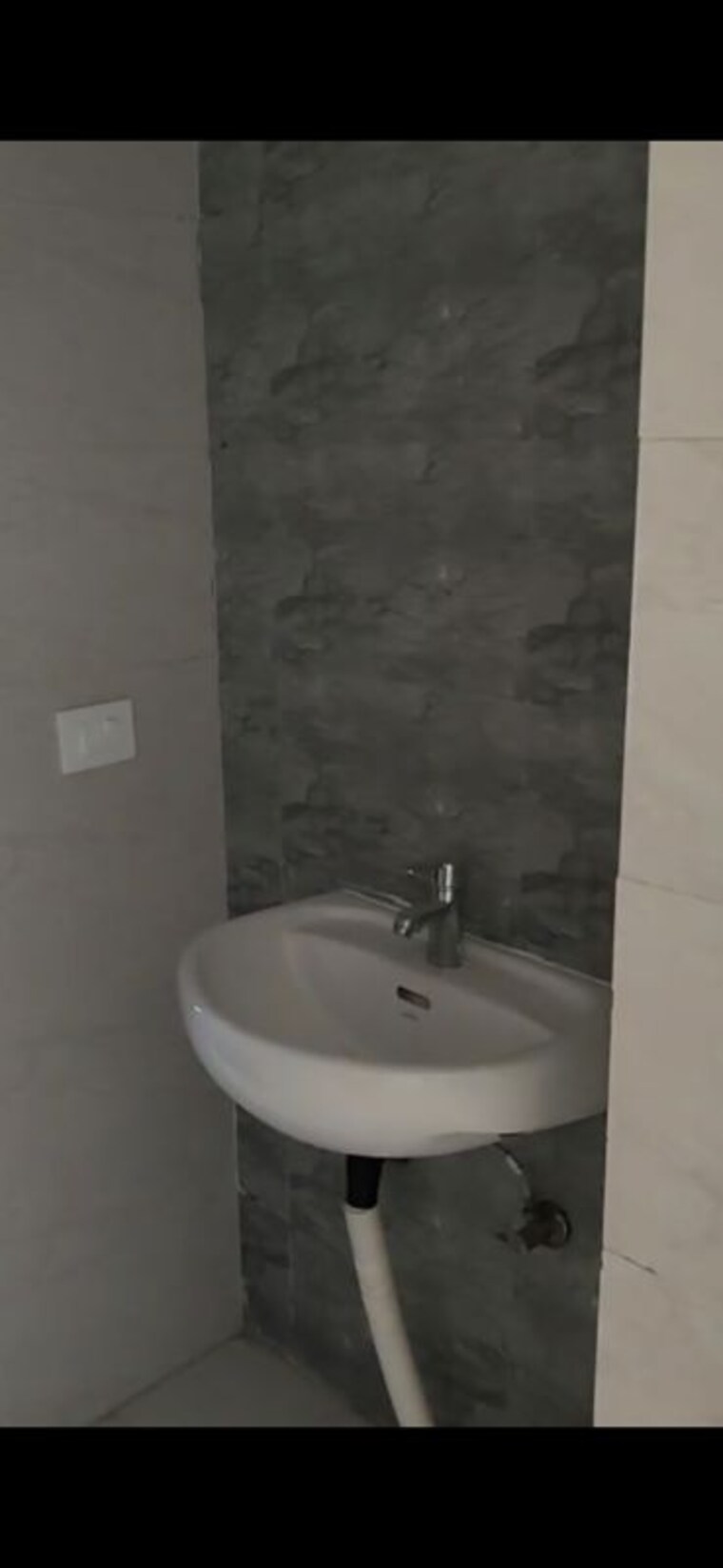 Bathroom, amrapali-dream-valley 1 Bedroom 585 Sq.Ft. Apartment In Tech Zone 4 Greater Noida Greater Noida 9848354