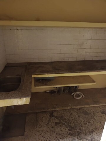 Furnished Amenities in 1 BHK Independent House at RWA Apartments Sector 27, Sector 27 – for Rent