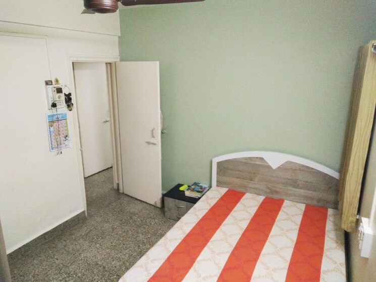 Bedroom, gujrat colony 2 Bedroom 900 Sq.Ft. Apartment In Gujrat Colony Pune 9848350