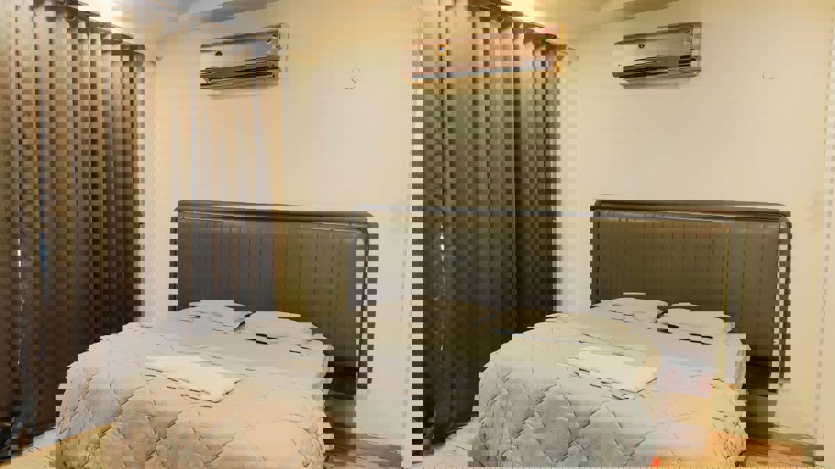 2.5 BHK + Study Room 1102 Sq.Ft. Builder Floor in Smart World Gems