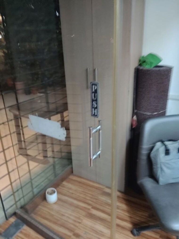 Team Area, kandarpada Commercial Office Space 200 Sq.Ft. In Kandarpada Mumbai 9848399