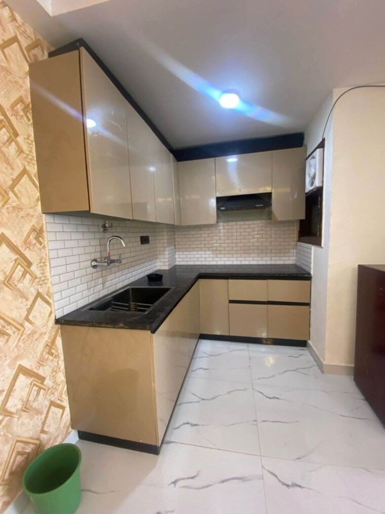 Kitchen, chattarpur 3 Bedroom 1150 Sq.Ft. Builder Floor In Chattarpur Delhi 9848438