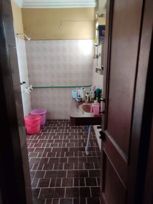 Master Bedroom in 2 BHK Independent House at RWA Apartments Sector 19, Sector 19 – for Rent