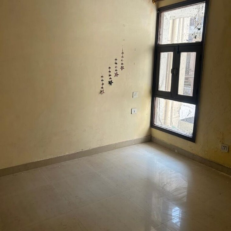 Room, tdi-my-floor-1 3 Bedroom 200 Sq.Ft. Builder Floor In Sector 63 Sonipat 9848465