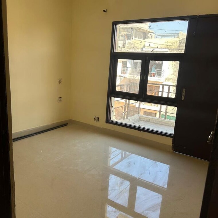 Room, tdi-my-floor-1 3 Bedroom 200 Sq.Ft. Builder Floor In Sector 63 Sonipat 9848465