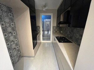 Building Lobby in 2 BHK Apartment at Signature Global Prime, Sector 63a – for Rent