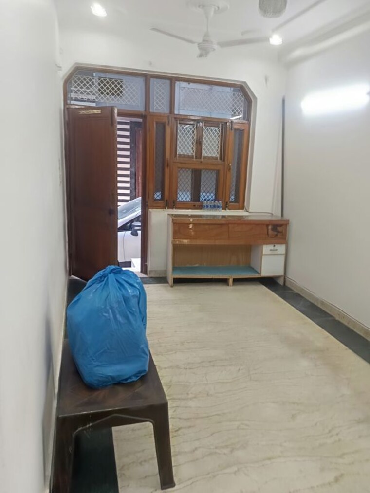 Bedroom, rohini sector 11 2 Bedroom 650 Sq.Ft. Apartment In Rohini Sector 11 Delhi 9848503